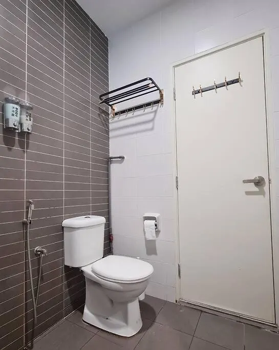 Romantic Muji Studio Balcony High Floor Free Netflix Johor Bahru