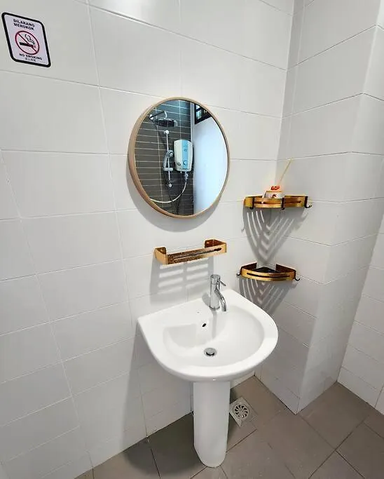 Apartman Romantic Muji Studio Balcony High Floor Free Netflix Johor Bahru
