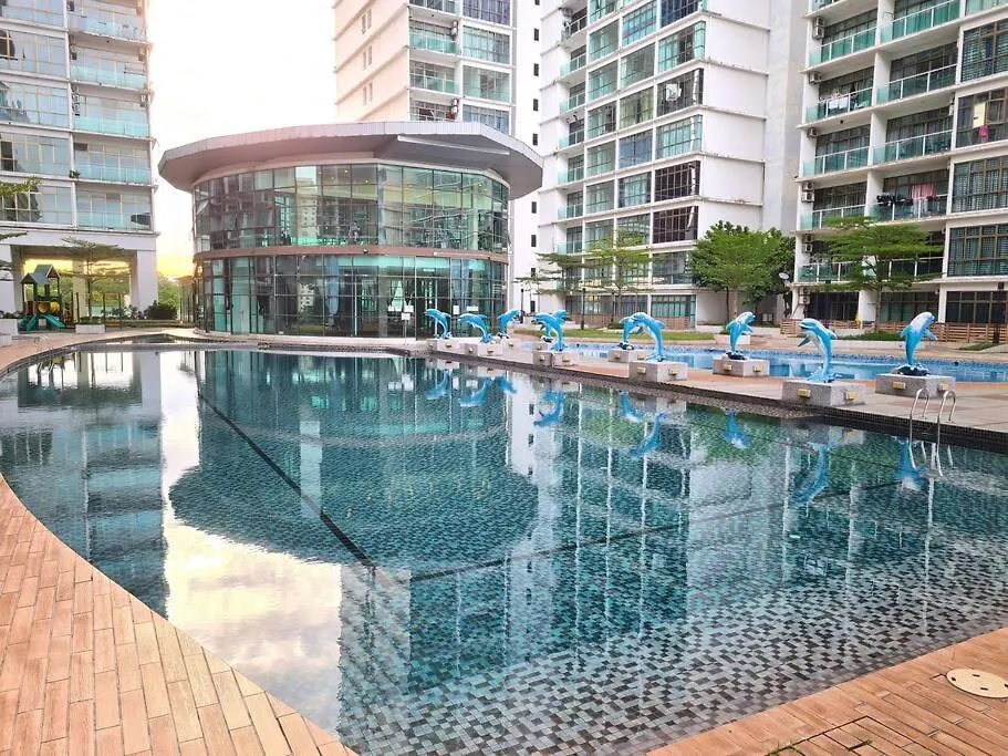 Romantic Muji Studio Balcony High Floor Free Netflix Johor Bahru Apartman