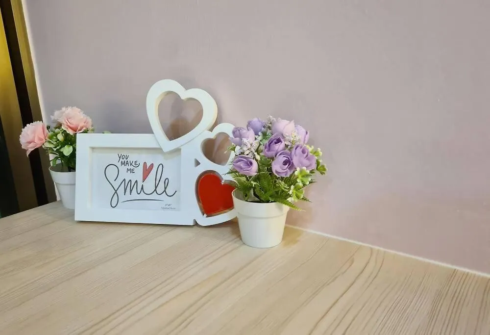 Romantic Muji Studio Balcony High Floor Free Netflix Johor Bahru Apartman